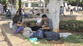 مخاوف من تحويل تبرعات المساجد للمتسوّلين السوريين