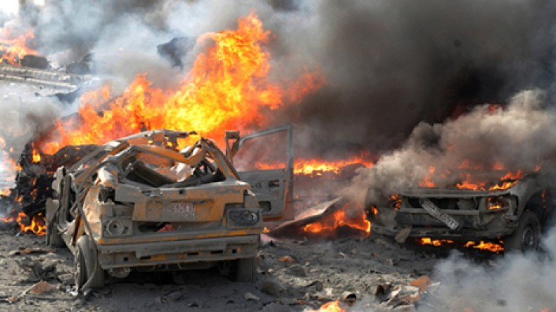 انفجار سيارة ملغومة في حماة غرب سوريا ومقتل 34