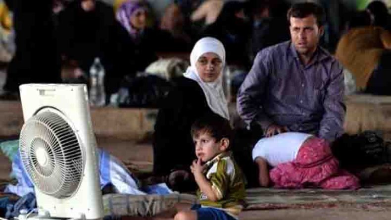 أكثر من 50 لاجئا سوريا يبدأون إضرابا عن الطعام في مصر