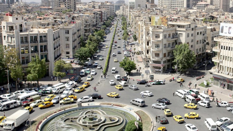 إنها تستحق منك التقبيل!