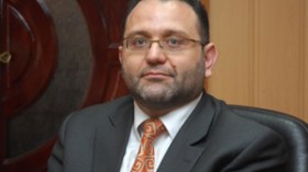 محمد ياسين النجار للشروق:إسرائيل سمحت لطائرات الأسد بالتحليق في منطقة محرمة لقمع شعبه