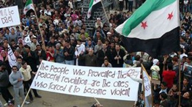 Une cinquantaine de pays dénoncent à Paris les ventes d'armes à Damas