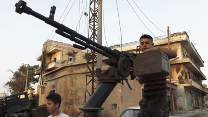 Syria conflict: Fighting rages at Syria air bases