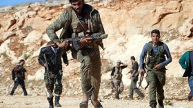 الجيش الأمريكي يسقط 50 طنا من الذخيرة للمعارضين السوريين