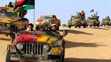 Libye: avancée vers Syrte, deux combattants anti-Kadhafi tués