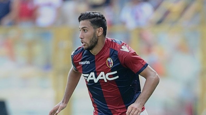 تايدر يتفاوض مع أربعة فرق