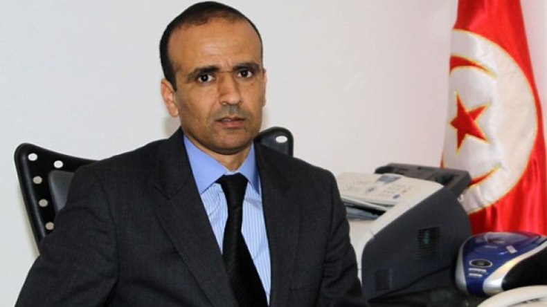 إستقالة رئيس اتحاد الكرة التونسي من منصبه في “الكاف”