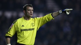 زميل سابق لـ جبور وعبدون يلعب مقابلتين رسميتين في 19 ساعة فقط!؟