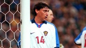 وفاة اللاعب الدولي الروسي السابق “تسيمبيلار”