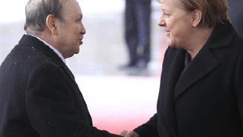 ميركل:”ألمانيا تشاطر الجزائر قناعتها حول الصحراء الغربية “