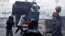 جرحى في اشتباكات بين الشرطة ومحتجين في البحرين