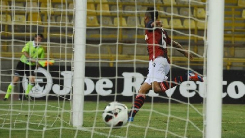 ثنائية لـ تايدر