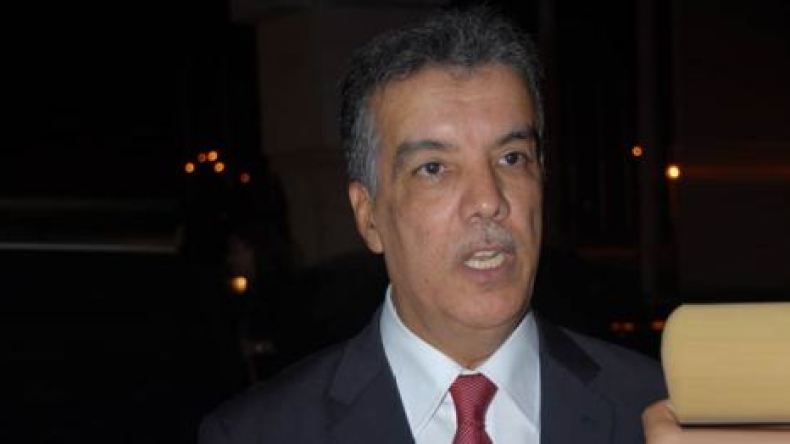 طارق ذياب يدعو الفيفا إلى معاقبة اتحاد الكرة التونسي