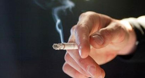 Lutte anti-tabac : des spécialistes recommandent le passage à la phase “répressive”
