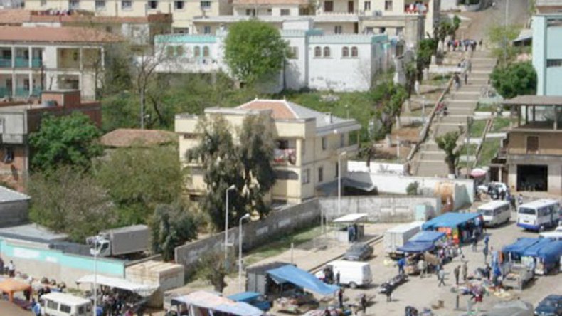 مواطنون يحاولون حرق “مير” داخل مكتبه بسبب السكن في جيجل