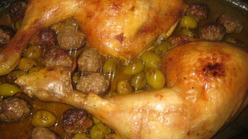 طاجين الكفتة والزيتون