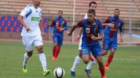 دفاع تاجنانت: يقني يشرع في التدريبات وتسريح عوينة