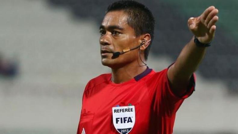 الإعلام الفرنسي “يتحايل” لتعويض غياب التحكيم المحلي عن المونديال