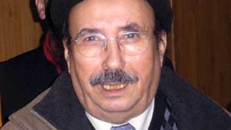 وطار في حديث عن الثقافة والأدب وبن بيتور يقرأ الإصلاحات في ظل العولمة