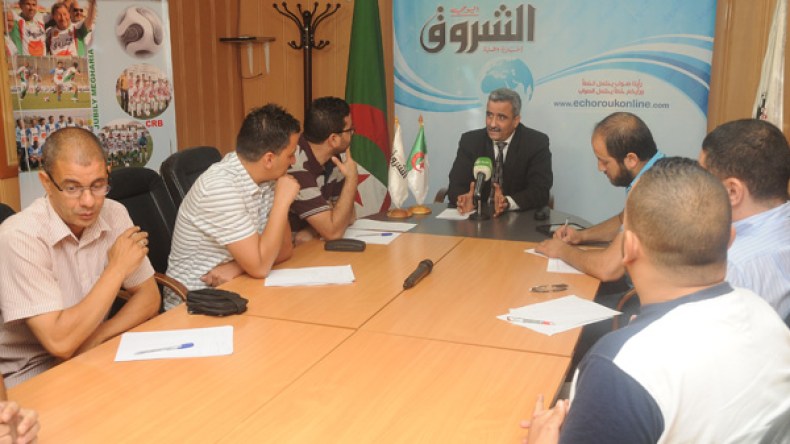 أنا من قرر إلغاء تكريم “الخضر” في قطر