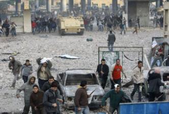 Égypte : reprise des manifestations contre l’armée sur la place Tahrir