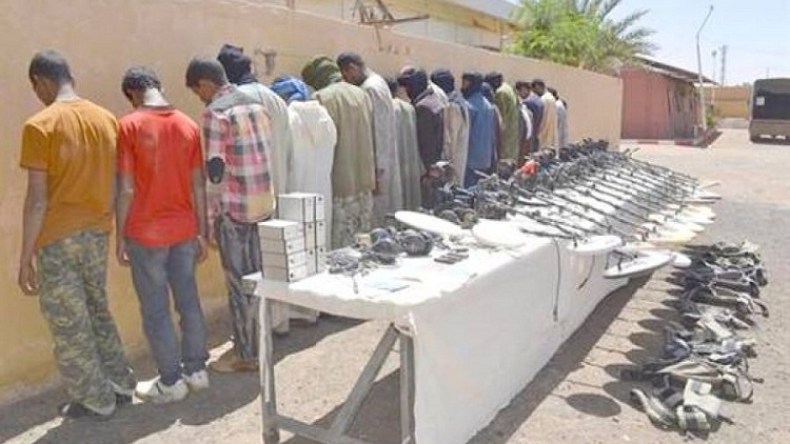 توقيف 71 مهربا من جنسيات مختلفة في عين قزام