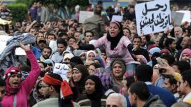 Égypte : la foule oblige un général à quitter la place Tahrir