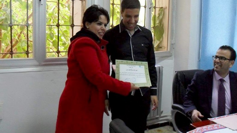 جمال الشاب الكفيف الذي تحدى سخرية زملائه لينطلق في تحقيق أحلامه