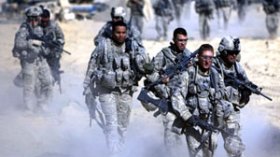 طالبان تدمر 11 شاحنة تابعة للحلف الأطلسي في باكستان