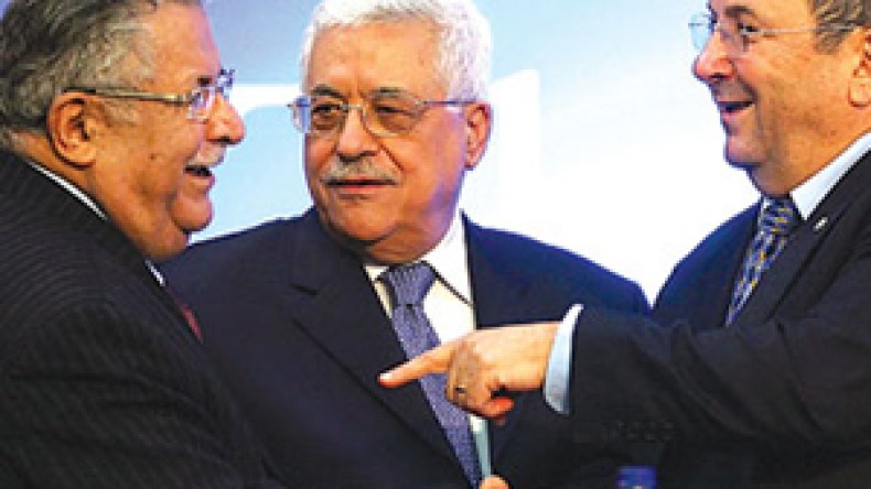 طالباني مطالب بالاعتذار لمصافحته باراك