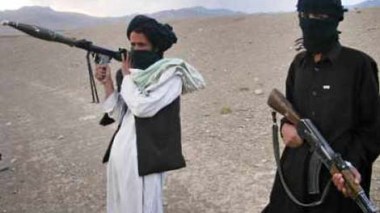 Afghanistan: Ryad appelle les talibans à déposer les armes