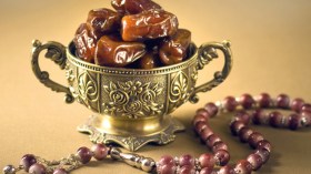 عائشة رضي الله عنها تقدم وصفة للتسمين