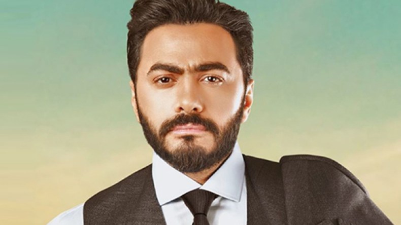 حفل تامر حسني الأول بالسعودية يتحوّل إلى مجال للسُخرية!