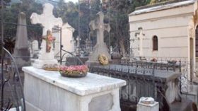 ساركوزي وراء التنصير وأطراف تنشط لنشر اليهودية بالجزائر