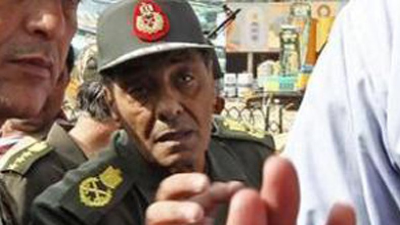 المشير يطعن الثوار في الظهر ويشهد لصالح مبارك