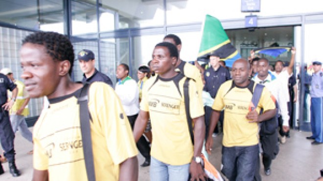 المنتخب‭ ‬التنزاني‭ ‬منذ‭ ‬أمس‭ ‬بالجزائر‭ ‬ورئيس‭ ‬الاتحادية‭ ‬يتأخر