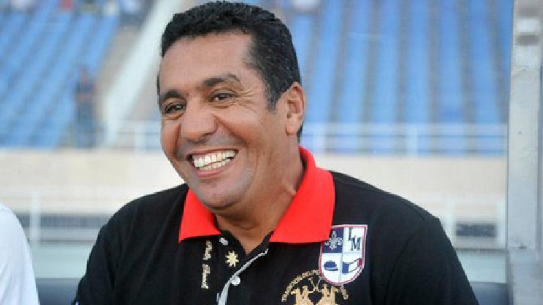 رشيد الطاوسي: أتمنى تأهل الجزائر وترشيحها للقب سابق لأوانه