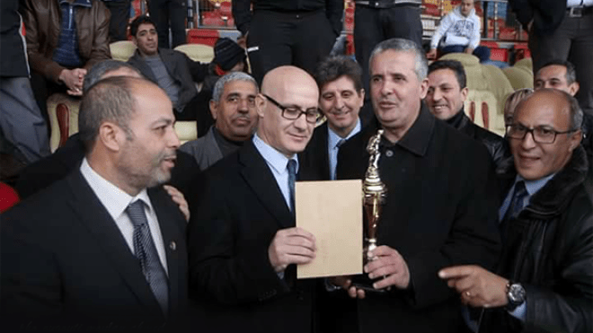 طارق بتّاج يتحدّى الصعاب والأزمات وحلمه سكن يأوي عائلته