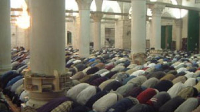 هكذا يستعد الجزائريون وتستعد المساجد لرمضان