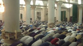 القميص، اللحية، الحجاب، التراويح مظاهر “تدين” موسمية تختفي مع العيد