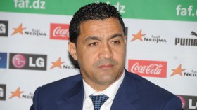 خاليلوزيتش يعين تسفاوت مساعدا جديدا له