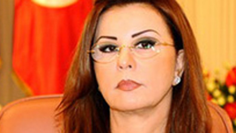 ليلى‭ ‬الطرابلسي‭ ‬تنجو‭ ‬من‭ ‬موت‭ ‬محقق‭ ‬بعد‭ ‬محاولة‭ ‬انتحار