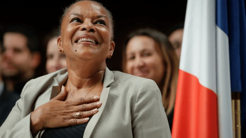 وزيرة فرنسية سابقة: على باريس الإقرار بممارسة العبودية في مستعمراتها