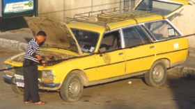 64  ألف  سيارة  أجرة  مهدّدة  بسحب  الرخصة