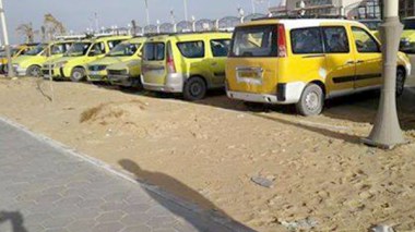 La Tunisie impose 50.000 DA d’amende aux taxieurs algériens!