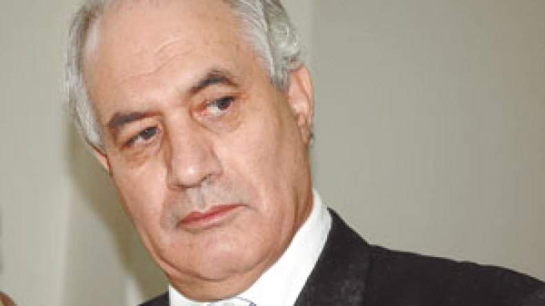 17 مرسوما لتغيير ألقاب 1930 عائلة على مكتب الرئيس