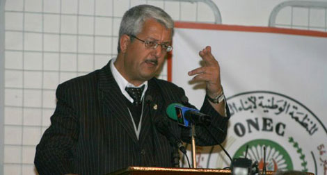 Hadj Abdelkader: « Tayeb El Houari m’a agressé… »