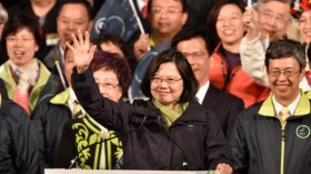 حذاء “رئيسة” تايوان وأحذية “تايوان” التي ننتعلها؟