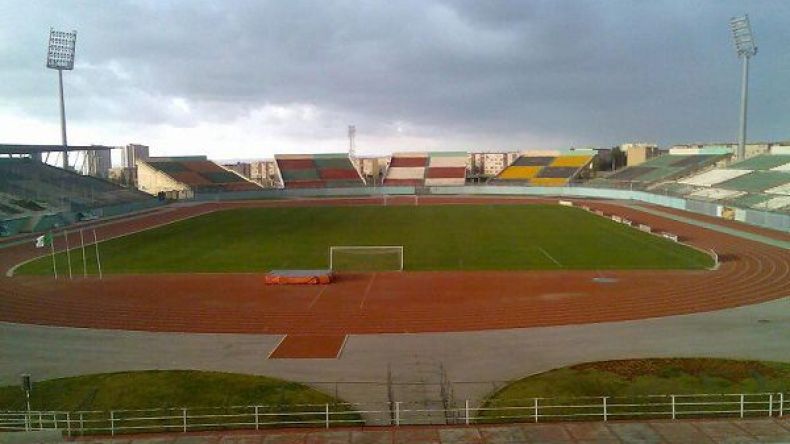 الأشغال بملعب مصطفى تشاكر تجري بوتيرة سريعة