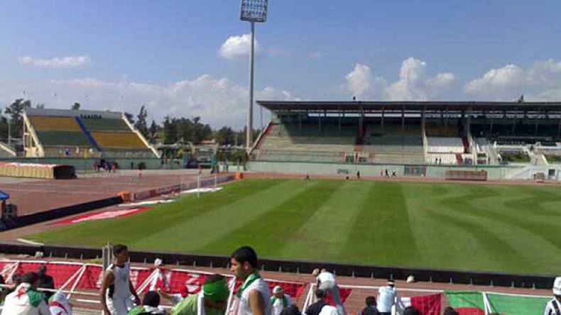 اتحاد البليدة سينهي الموسم بملعب تشاكر